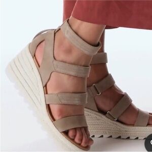 SOREL Cameron Taupe Women's Beige Strappy Wedge Sandals Size 11